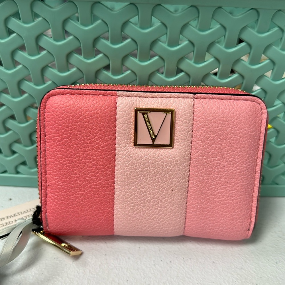 Victoria’s Secret small zipper wallet